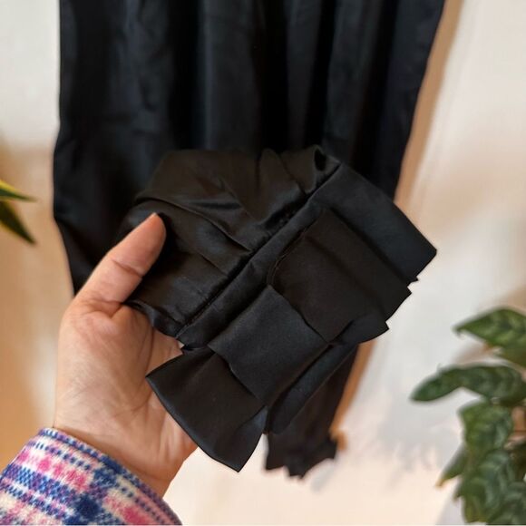 Thread Social Black Silk Pants Bow Detail Size 2 - Picture 4 of 7